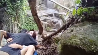 Bokep Smp Bocil Ngewe Di Sungai Dekat Air Terjun